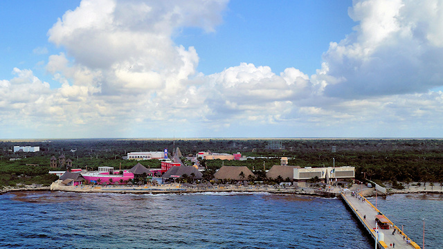 Costa Maya Port Facilities