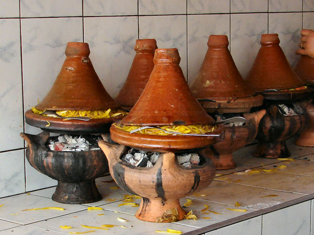 Tagines Cooking