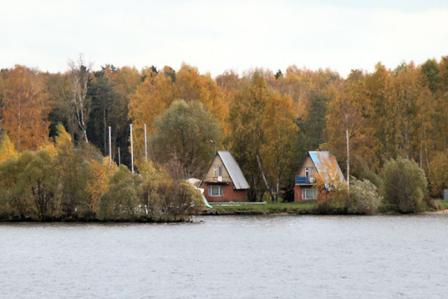 Dachas on the Moscow Canal