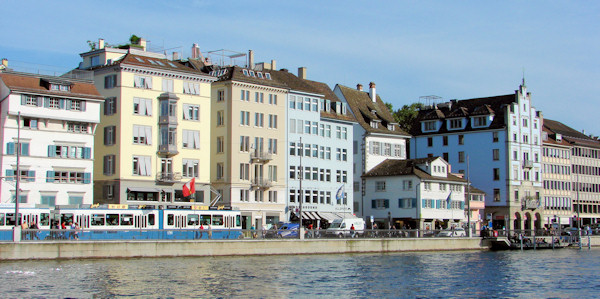 East Side of Limmat